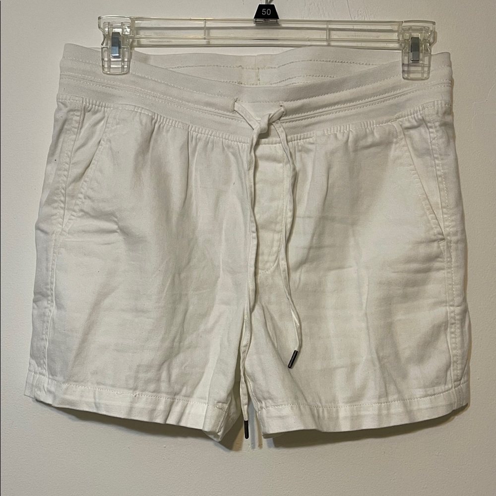 Orvis Women's White Cargo Shorts